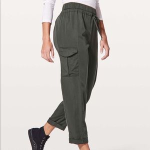 Lululemon high waisted cargo pant